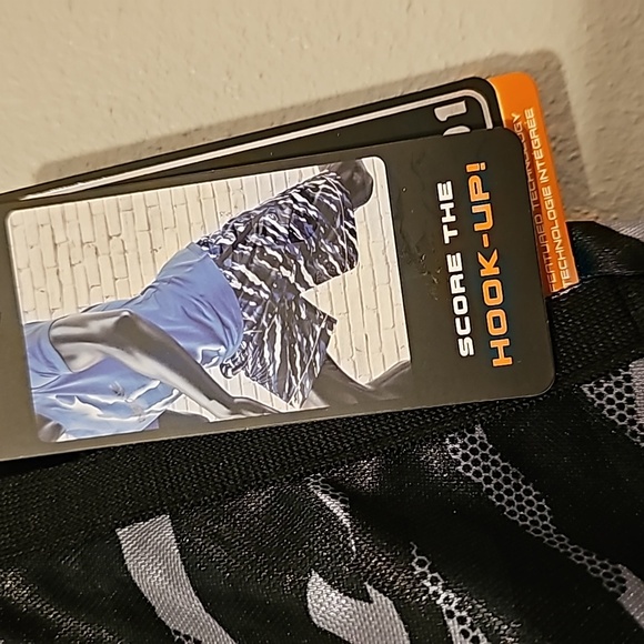 Nwt basketball shorts with pockets - Picture 2 of 4